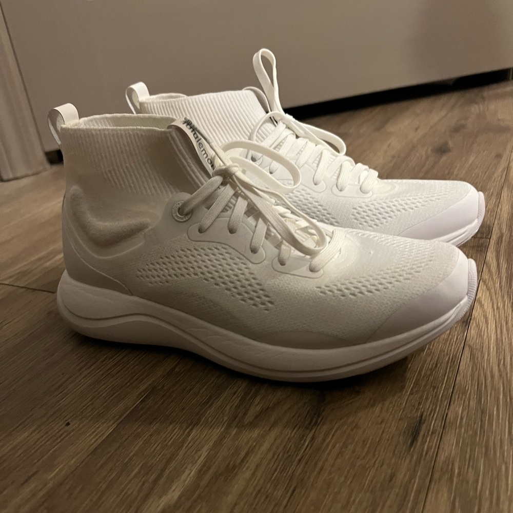 Chargefeel Mid Women Workout Shoe - Size 8